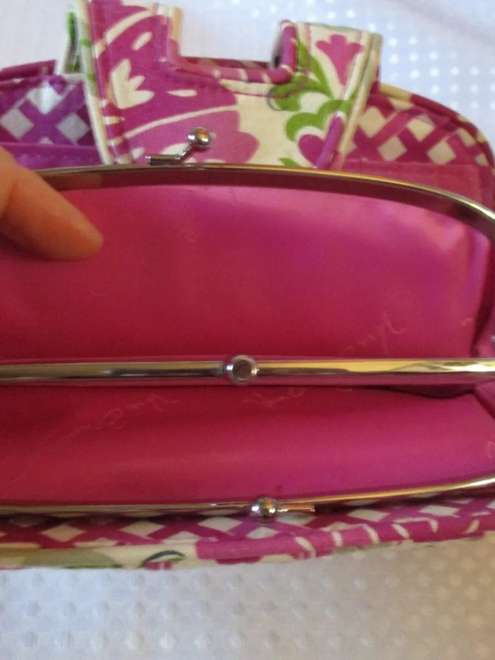 Vera Bradley Quilted Kiss 'N Snap Multicolor Paisley Print Folding Clutch/Wallet